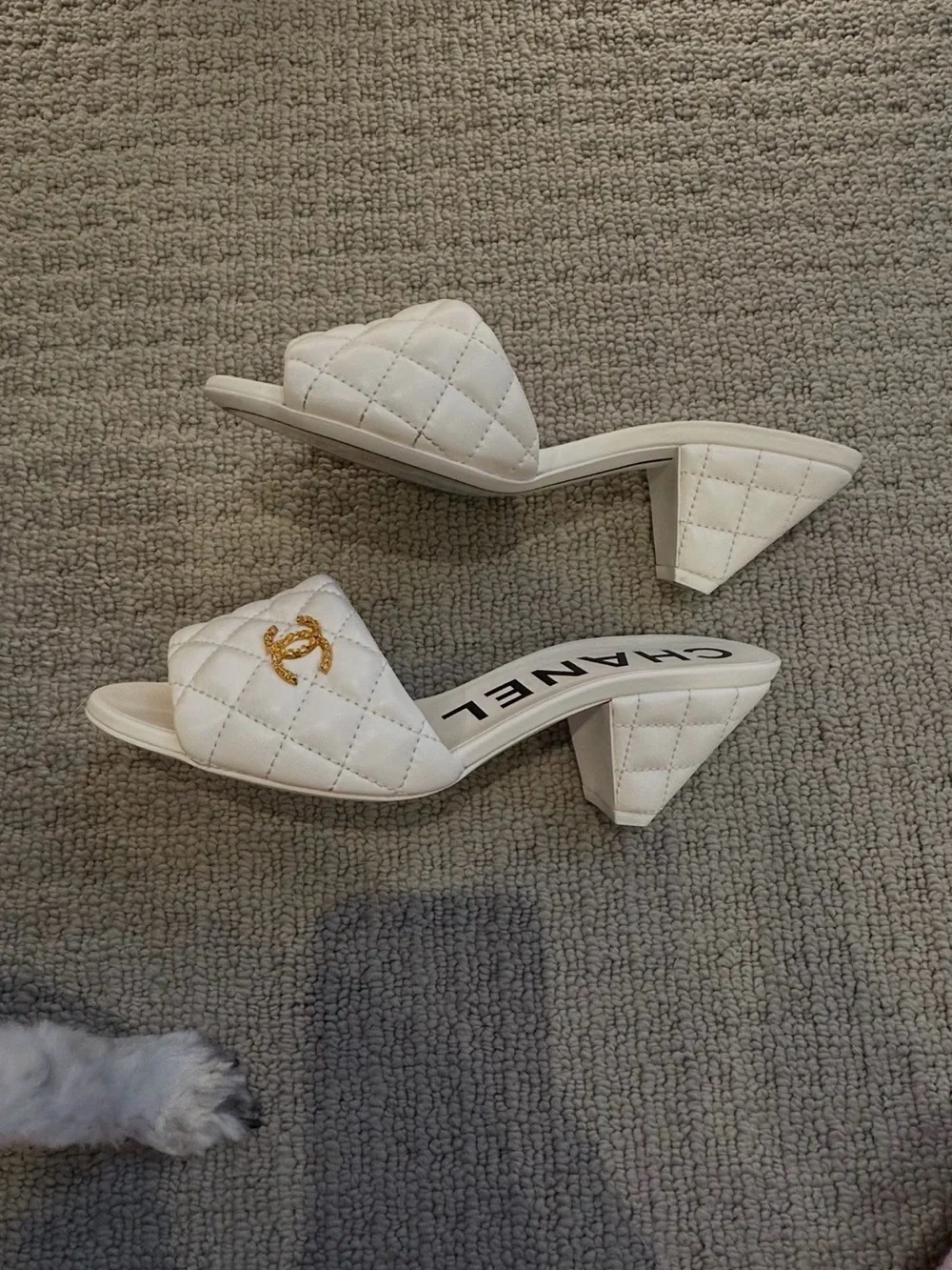 Authentic CHANEL Cream Quilted Lambskin CC Mule Heel 37.5 - Picture 3 of 5